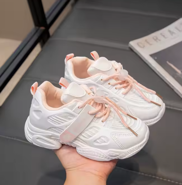 Tenis deportivos para niños y niñas