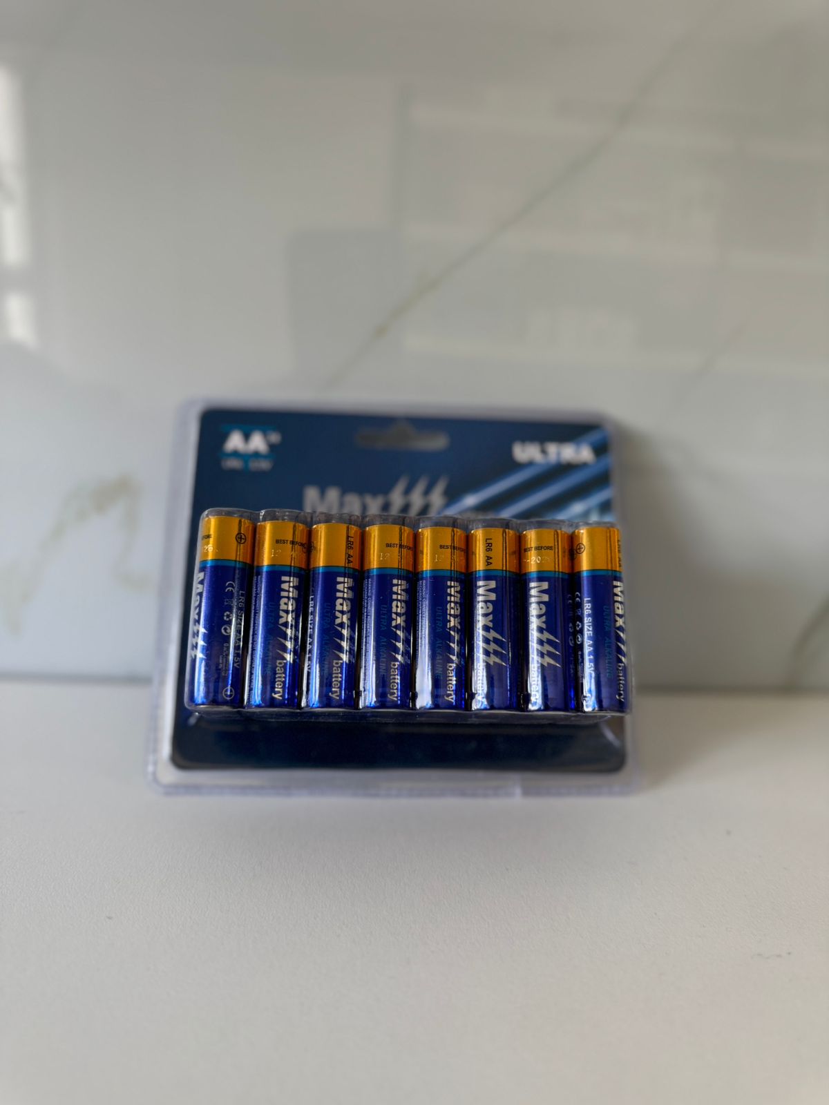 Baterias alcalinas AA (24-pack)